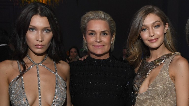 Майката на Джиджи и Бела Хадид държи на всяка цена дъщерите ѝ да са манекенки