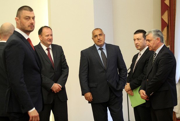 Бареков се разкая за сигналите си срещу президента