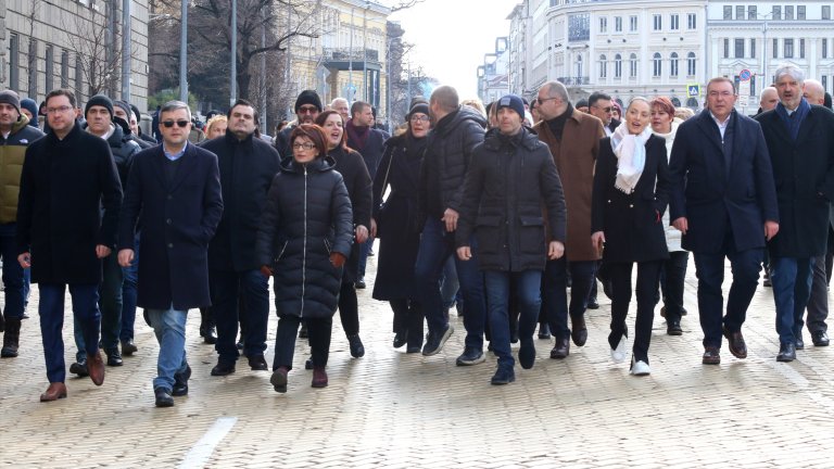 ГЕРБ обявиха, че ще работят за предсрочни избори