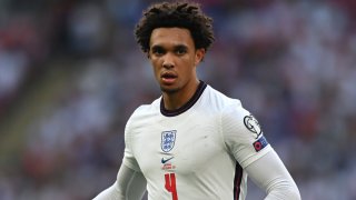 Експериментът на Саутгейт с Александър-Арнолд се оказа неуспешен