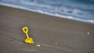 alejandro-alas-cEkYlduayfI-unsplash