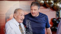 Любослав Пенев е диагностициран с рак на бъбрека, съпругата му пусна дарителска сметка