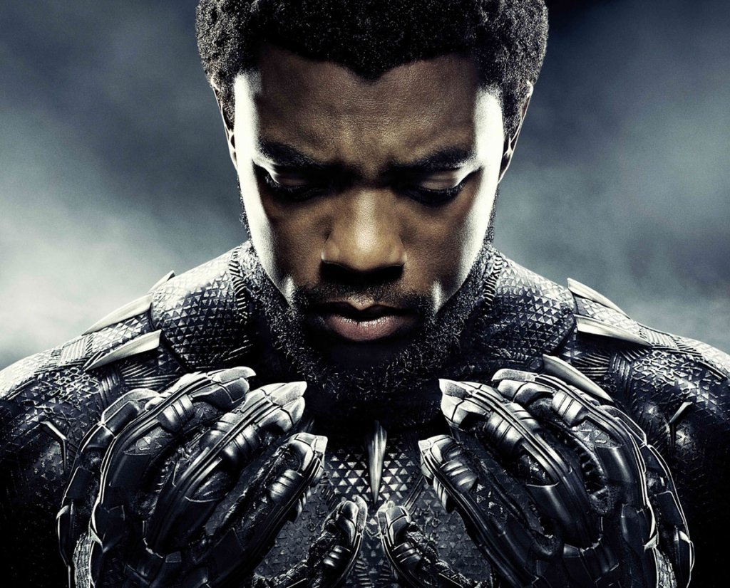 "Черната пантера" (Black Panther, 2018 г.)

Реалността е такава, че масовата публика познава Боузман най-вече в ролята на благородния принц Т'Чала - наследник на трона на измислената африканска държава Уаканда, който с помощта на високотехнологичен костюм брани страната си под прозвището Черната пантера. Едноименният филм се превърна в огромен хит за Marvel и получи редица похвали за акцента върху афроамериканската култура, включително и леко спорна номинация за "Оскар" за най-добър филм.