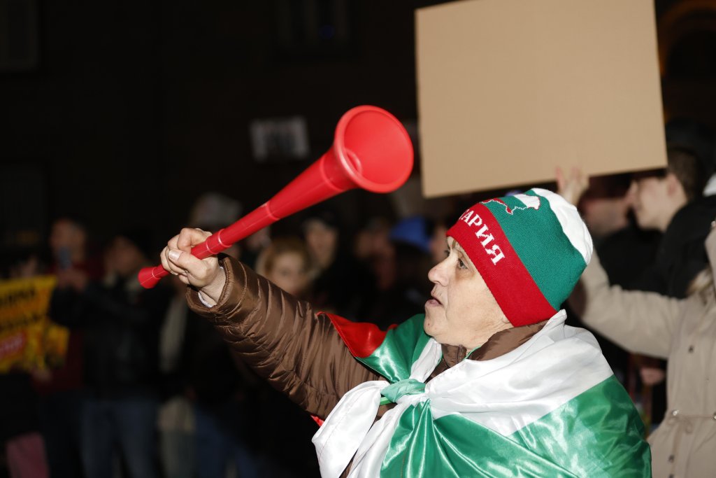 Протестът на 10 декември: Вън мафията от властта (СНИМКИ)