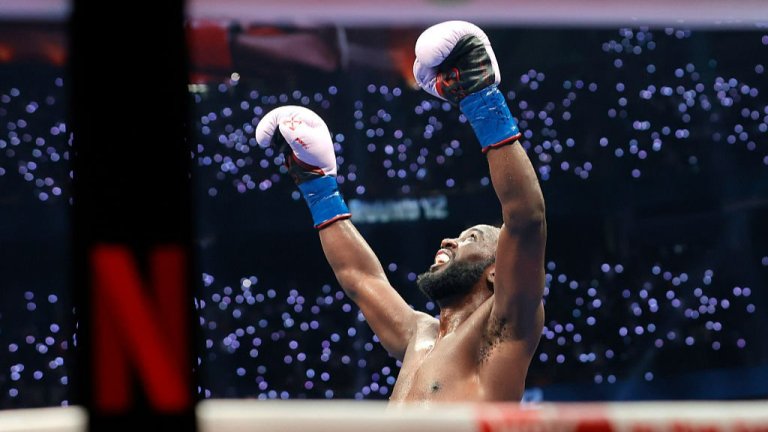 Терънс Крауфорд сложи край на своята кариера