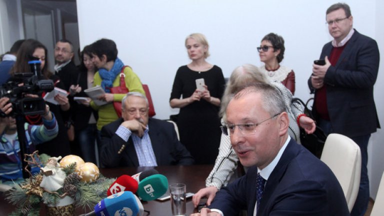 Станишев по стара традиция събра журналистите