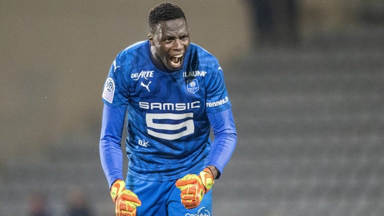 Той е братовчед на звезда на Реал, не го искаха дори в долните дивизии на Франция, а сега е на крачка от Челси