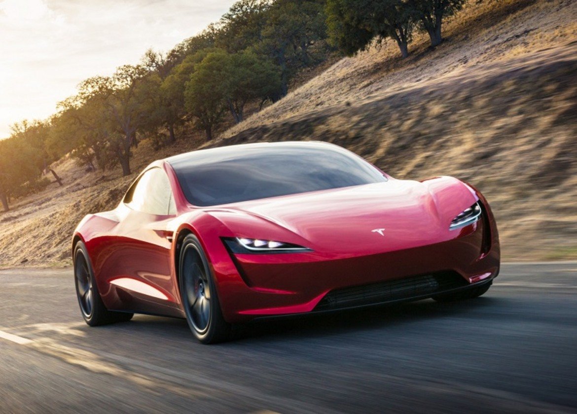 Новият модел Roadster ще вдига от 0 до 100 км/ч за 1,9 секунди, което ще го превърне в най-бързо ускоряващата кола серийно производство в света.