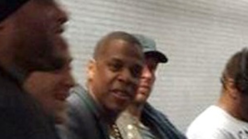 Jay Z и Chris Martin на концерт с метрото