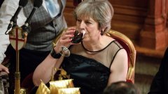 Винените провинения на британския премиер и няколко ценни съвета за дегустация на вино