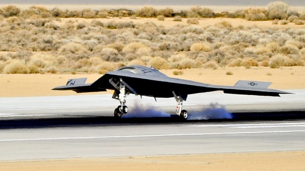 X-47B-First-Flight-Landing