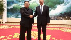 Сергей Лавров беше на посещение в Пхенян