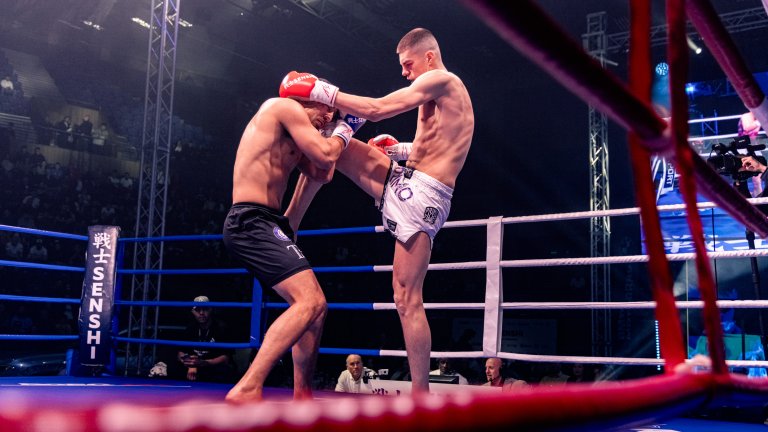 Кикбокс шампионът, който изпревари времето