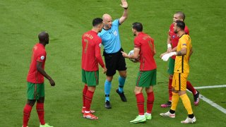 Евро 2020 - царството на автоголовете. Антирекордът е подобрен, след като португалците помогнаха с цели два