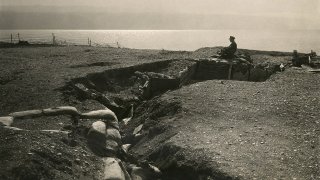 1280px-Turkish_trenches_at_Dead_Sea2