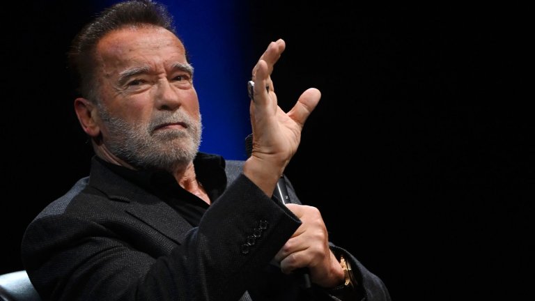 Според актьора са нужни по-млади кандидати, а не над 70- и 80-годишни