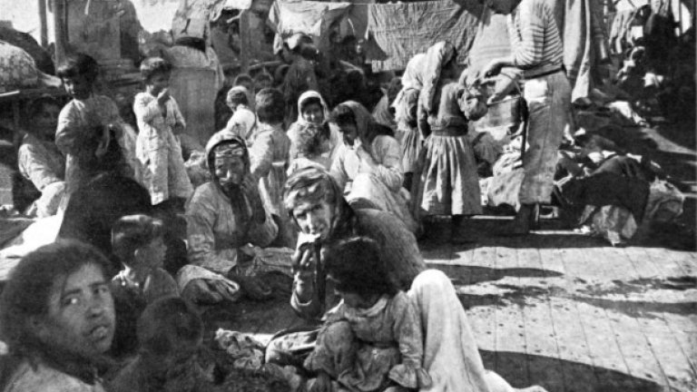 Депортирани арменци от Османската империя