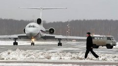 Руският самолет може да се е разбил заради претоварване