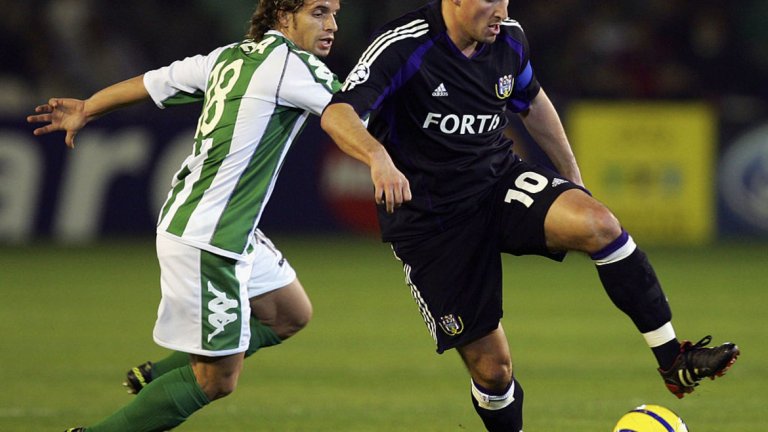 Валтер Баседжо - 2001 (Андерлехт)
В началото на века плеймейкърът Баседжо блестеше за Андерлехт. Игра за кратко в Тревизо, който бе и единственият му клуб зад граница.