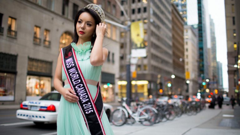 Мис Канада 2015 не получи виза от китайските власти и не замина за финала, защото се застъпи за свободата на словото в Китай