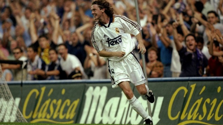1. Стив Макманамън – от Ливърпул в Реал Мадрид – 1999 г.
Когато Макманамън отлетя за Мадрид, всички смятаха, че крилото ще се провали и едва ли не след седмица ще се завърне на Острова. Вместо това, англичанинът се превърна в ключов играч в тима на Висенте дел Боске, който спечели две титли в Испания и на два пъти триумфира в Шампионската лига. През това време мърсисайдци не се и доближиха до голям трофей.