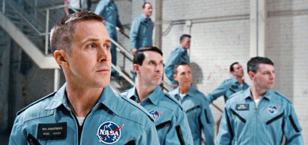 \"First Man\"
Премиера: 12 октомври
Новото дете чудо на Холивуд, Деймиън Шазел се заема с една от американските икони - Нийл Армстронг. В главната роля влиза Раян Гослинг, а лентата ще ни разкаже за първия човек, стъпил на луната. 