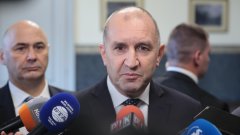 Радев припомни, че е важно да се сключи мир, за да се спре с жертвите и разрушенията