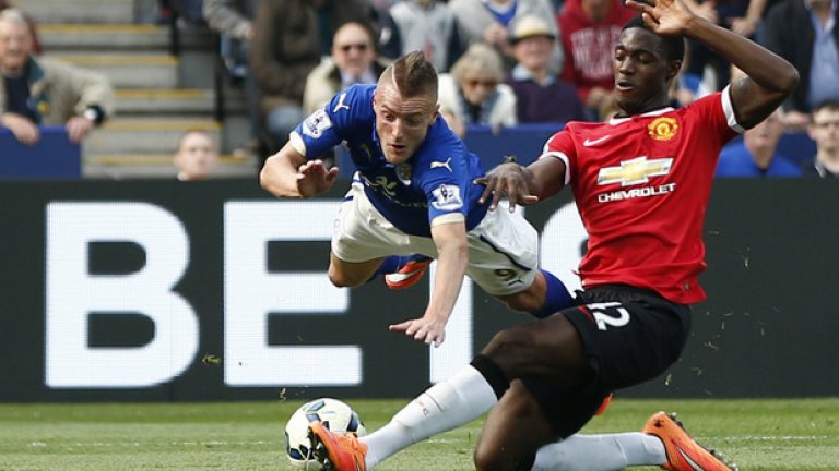 Тайлър Блекет, дебютира на 16 август 2014 срещу Суонзи във Висшата лига
Беше под наем в Селтик, а това лято премина в Рединг.