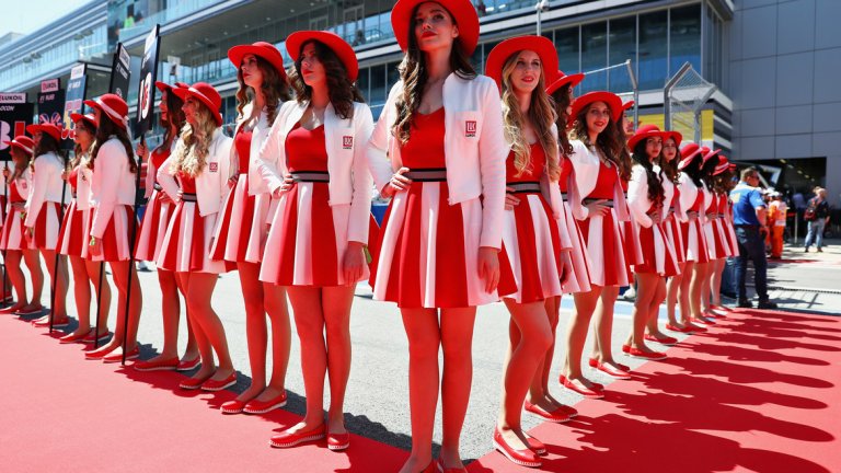Защото нашите са най-красиви: Русия иска връщане на момичетата във Формула 1