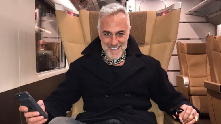 Предприемачът има 8 милиона последователи в Instagram, а видеата, които пуска веднага стават viral. Той е супер известен и в чужбина, снимката му е на кориците на чуждестранните списания. Вече се пробва и като DJ.