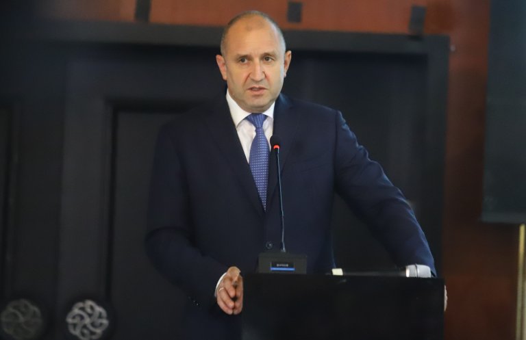 Президентът на България Румен Радев е един от най-сериозните застъпници за твърд подход спрямо Северна Македония.