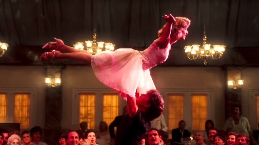 dirty-dancing-lift-today-tease-1-151014_94db9f1e45957f0e331c7a7a62f3c7c2