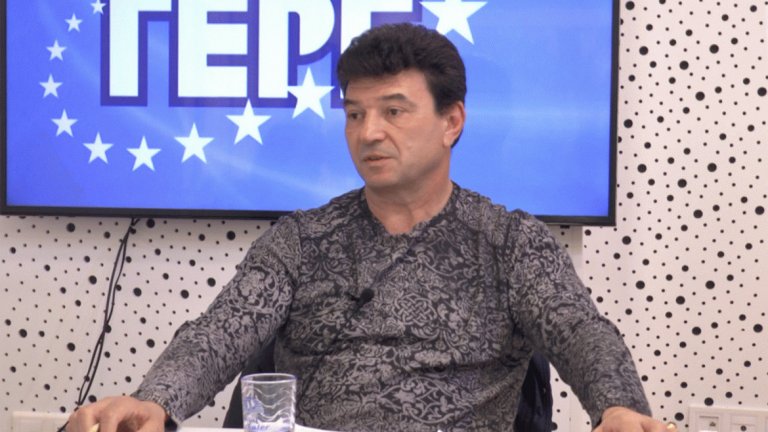 Живко Мартинов поискал 4 тона специален суджук лично за премиера
