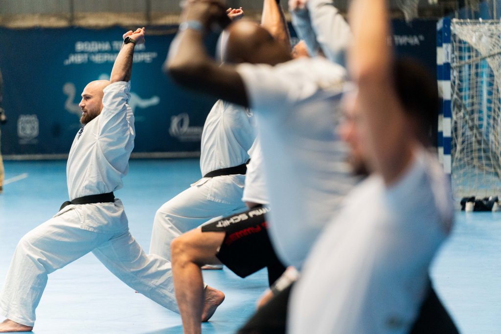 470+ участници, 35 държави, 11 легендарни инструктори, 18 елитни бойци