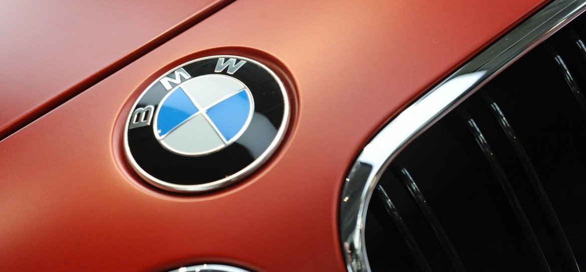 20) BMW

Стойност на бранда: 31.4 млрд. долара
Годишно изменение: +9 процента