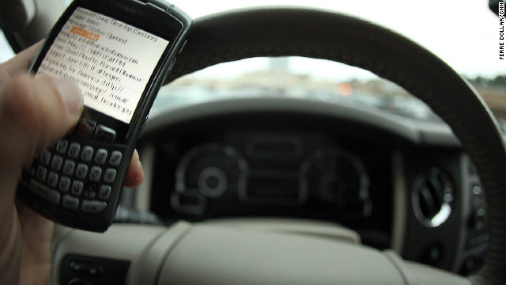 texting-driving
