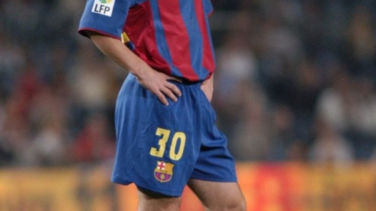 Лионел Меси (Барселона), 17 г., 16 октомври 2004 г. срещу Еспаньол в Примера дивисион, влизайки като резерва в 82-рата минута.