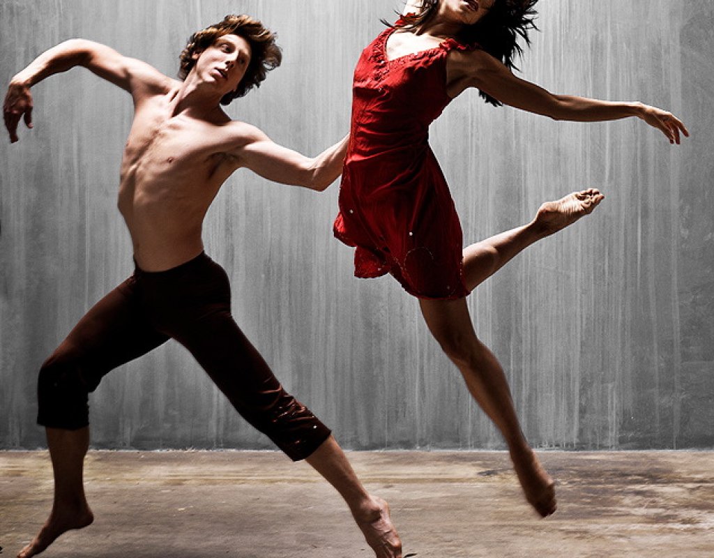 Two_dancers