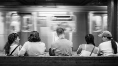 Проблемът с метрото в Ню Йорк е неотложен, но дали идеята на кмета Де Блазио е решението