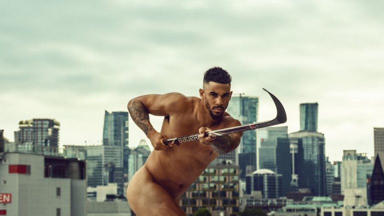 „Ако всички на света имахме равен старт, независимо дали си черен, азиатец, индиец, бял или какъвто и да е, да играем хокей, мисля, че лигата щеше да е много по-различна.“