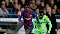 Според испанските медии, ръководството на Барселона е бясно на Дембеле заради поредната проява на несериозност. Слуховете гласят, че контузеният играч дори спал на диван на летището в Билбао, за да не изпусне полета си до Сенегал