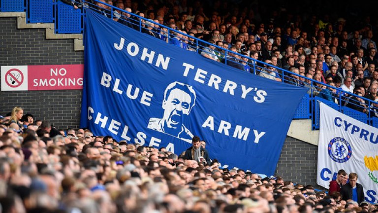 Но стълбът е Джон Тери, който заедно с Петер Чех и Дидие Дрогба е четири пъти шампион в ерата "Абрамович".