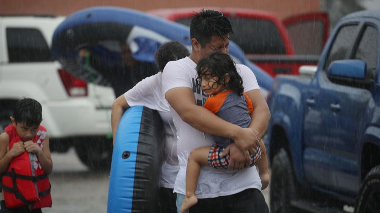 Ураганът "Харви" опустоши Хюстън