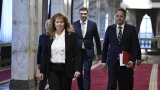 Румен Радев не присъства на първата среща