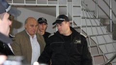 В средата на октомври м.г. Кирил Рашков бе освободен предсрочно от затвора