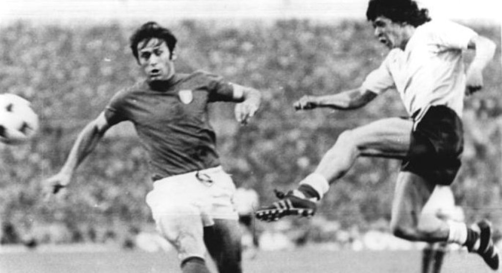 Bundesarchiv_Bild_183-N0619-0034,_Fußball-WM,_Argentinien_-_Italien_1-1