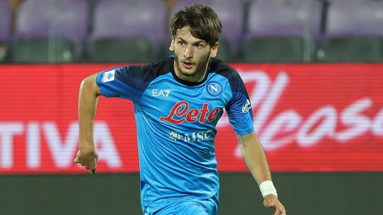 Нарекоха го Кварадона: Той завладя Неапол рекордно бързо и е орисан да стане №1 в историята на Грузия