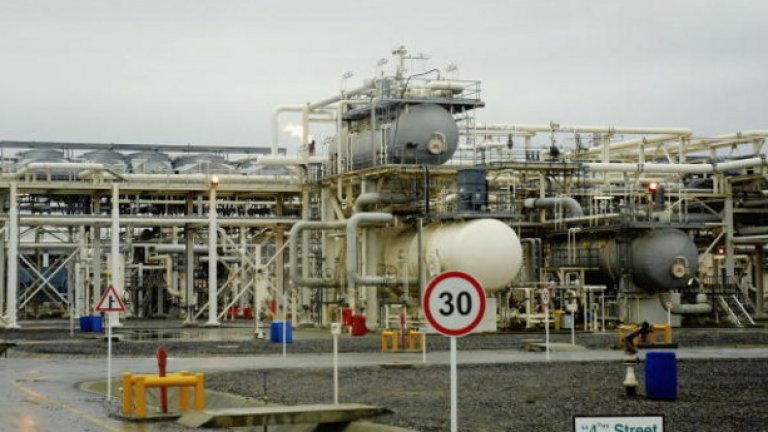 По газопровода в бъдеще трябваше да потече азерският газ от находищата в Каспийско море по "Южния газов коридор" за страните от Европейския съюз, включително за България