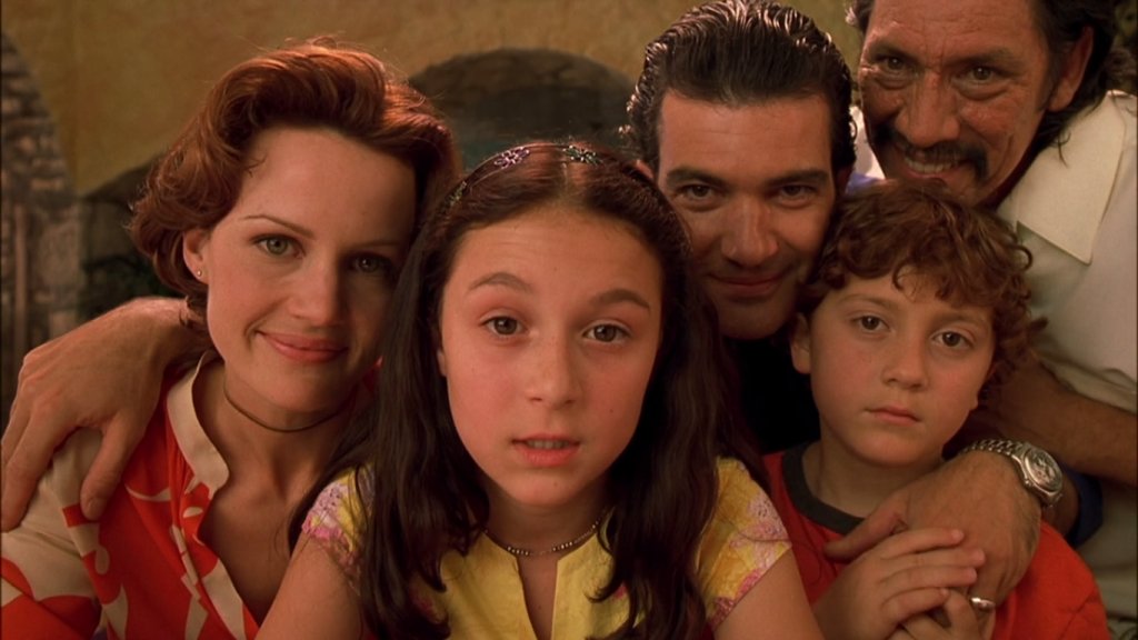 Spy Kids (2001) 
Изненадващият хит от 2001 година бетонира позицията на Антонио в Холивуд , която беше запонала да изветрява след успехите му през 90-те. 