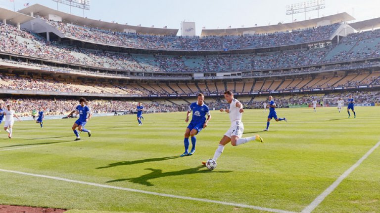 За сравнение миналата година дори мачовете на Кристиано и Реал Мадрид не пълнеха трибуните в Щатите. Турнирът определено измина голяма крачка напред.
